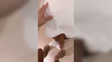 G1ul1a ofanser italiana scopata da rapper a pecorina