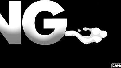 La giovane studentessa italiana fa sesso col professore nero con 24 cm di cazzo