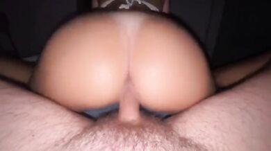 Rimorchia napoletana in discoteca che si porta a casa