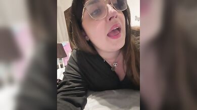 Masturbati piano che si sveglia mia madre