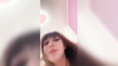 Dammi gli schiaffi sul culo bravo e scopami forte