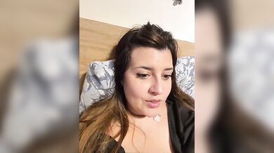 Vieni che ti lecco bene il buco del culo che ti piace