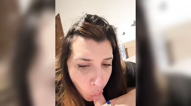 Vieni che ti lecco bene il buco del culo che ti piace