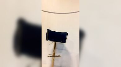 Abbronzata col Botto fa arrapare i suoi fans