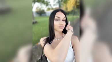 Ditalino italiana al parco pubblico