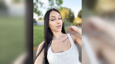 Ditalino italiana al parco pubblico