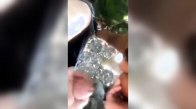 Voglio che mi sborri in bocca adesso