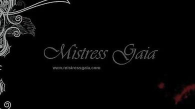 Footjob in collant mistress italiana con sborrata slave