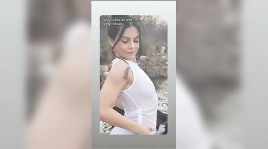 Elena maestra d'asilo diventata famosa per i suoi video Ofans